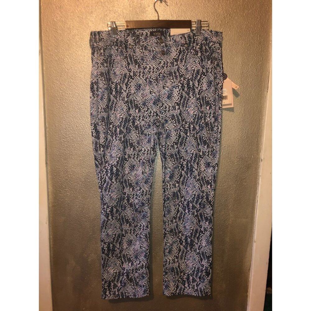 NYDJ  Preppy Mob Wife Hippie Sheri Slim Ankle Kingsnake Lift Tuck Edgy Jeans